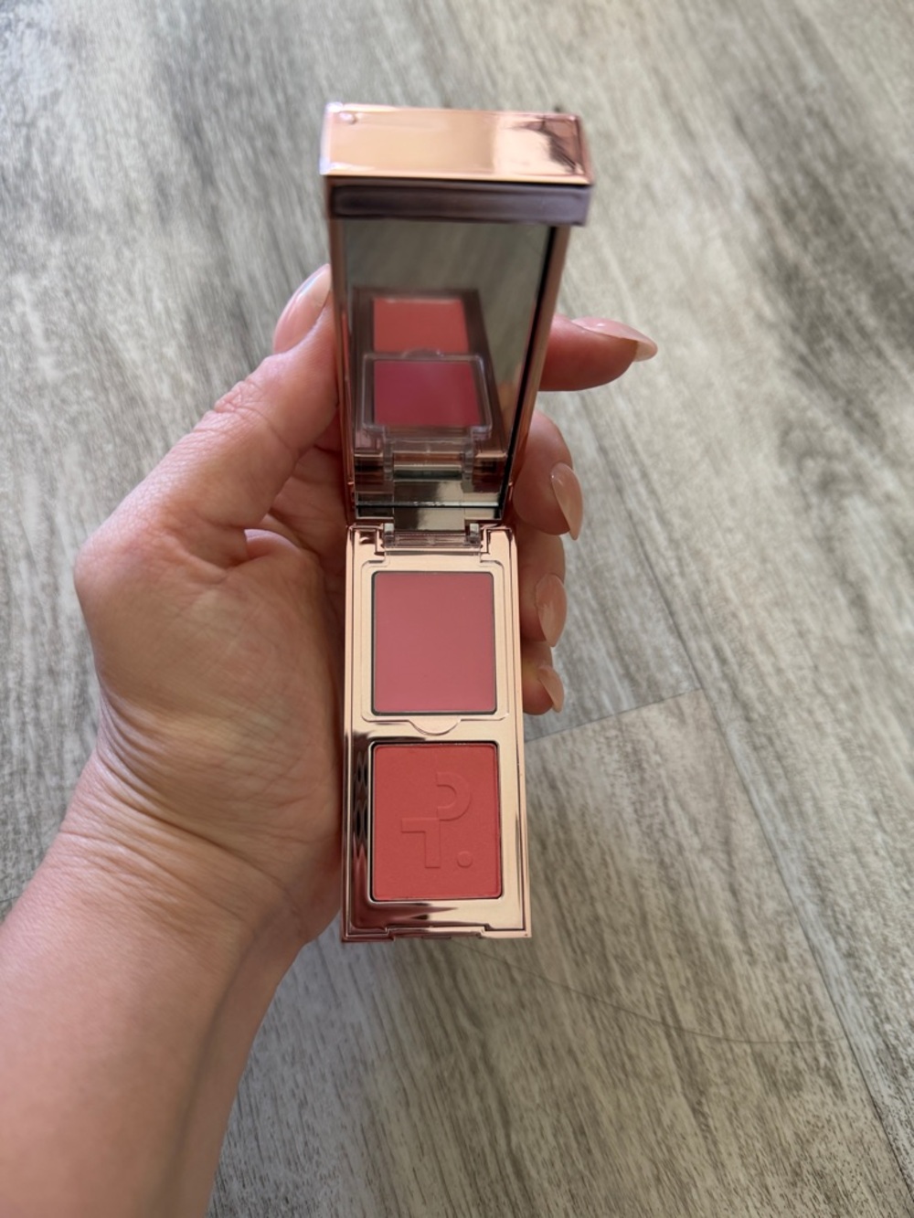 Patrick Ta radiant Cream-to-Powder Blush Duo — Soft Pink